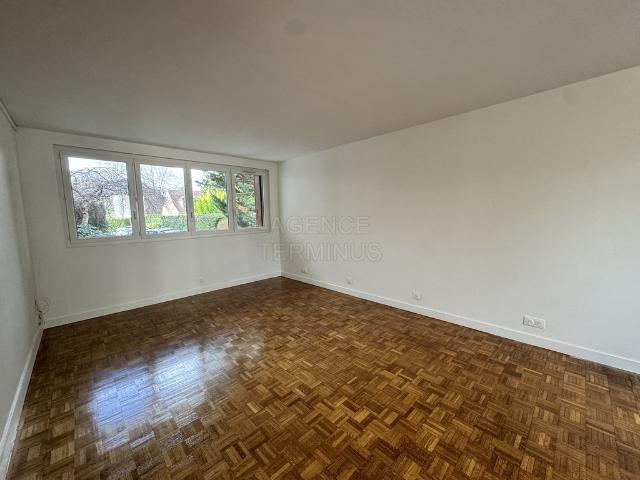 ENGHIEN LES BAINS appartement rénové