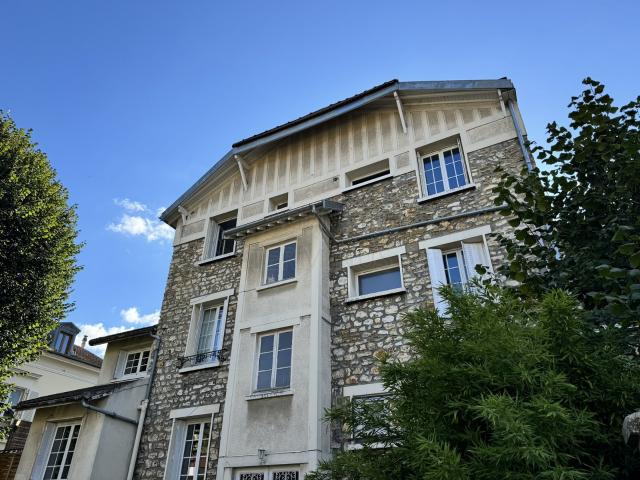 ENGHIEN LES BAINS grand F3