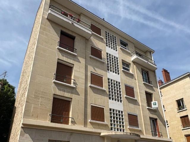 enghienappartement 2/3 pièces dernier étage avec ascenseur