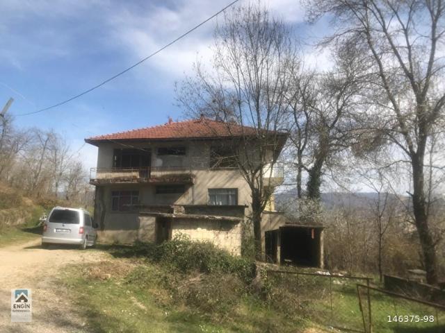 ENGİN GAYRİMENKUL BARTIN DA SATILIK İÇİNDE 2 KATLI EV OLAN 8 DÖNÜM ARSA