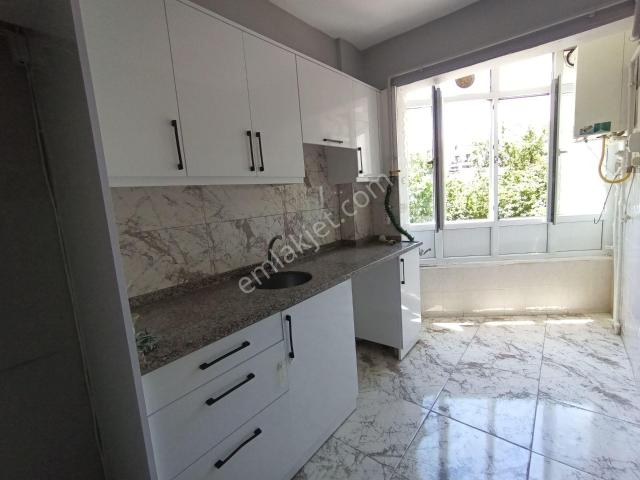 Engindeniz Emlak'tan Sarıkumda Kiralık 2+1 Temiz Daire