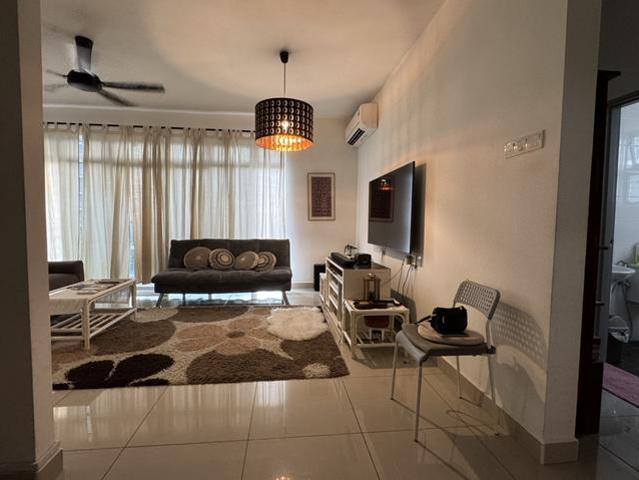 Enjoy Modern Living with Great Facilities and an Amazing View