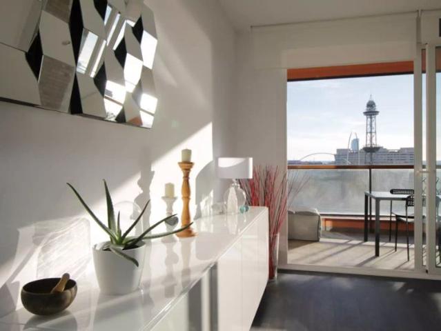 Ensuite room in 3 bedroom apartment Poble Sec