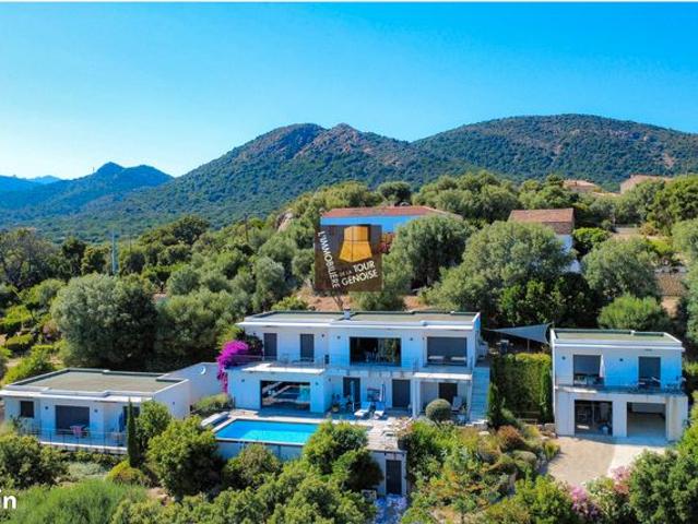 Ensemble 3 villas individuelles vue mer