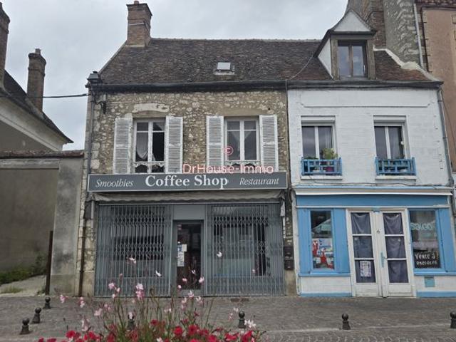Ensemble Commercial & Résidentiel | 150m² | Investissement Locatif