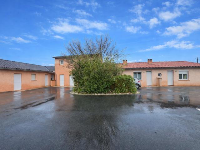 ENSEMBLE DE 5 MAISONS A VENDRE