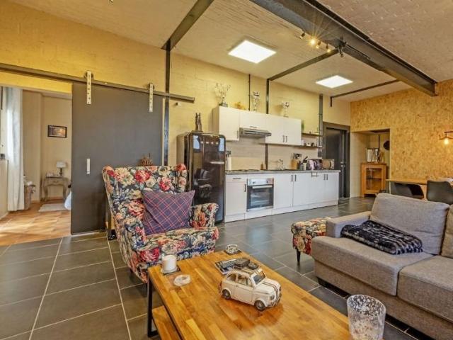 Ensemble de 277 m2 appartement 1 chambre et open space