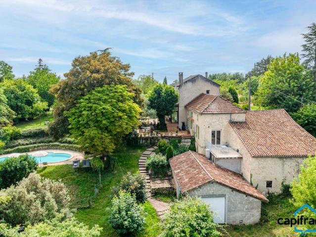Ensemble de 2 maisons à 25mn d'AGEN 47, 1h de Bordeaux, 3h30 de Paris