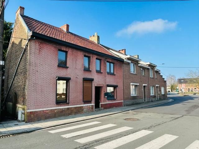 Ensemble de 2 maisons à rénover