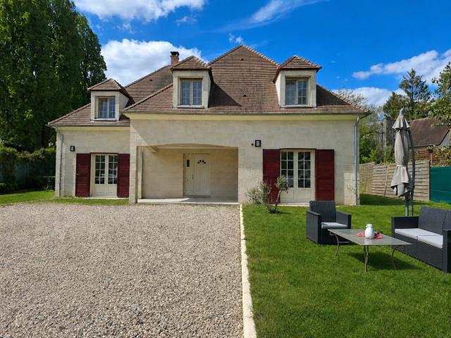 Ensemble de 2 maisons de 173 m2, 78 m2 et d'une dépendance de 20 m2