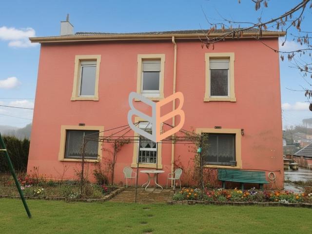 Ensemble de 2 appartements proche de Thil 240m² Thil