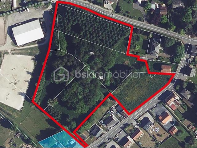 Ensemble de terrains en zone naturelle – 20 703 m²