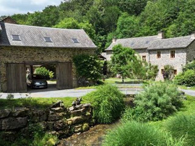 Ensemble de caractère: Ancien Moulin & Hameau Pri