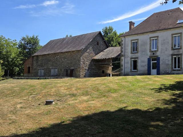 Ensemble de charme sur 6000m2 de parc clos