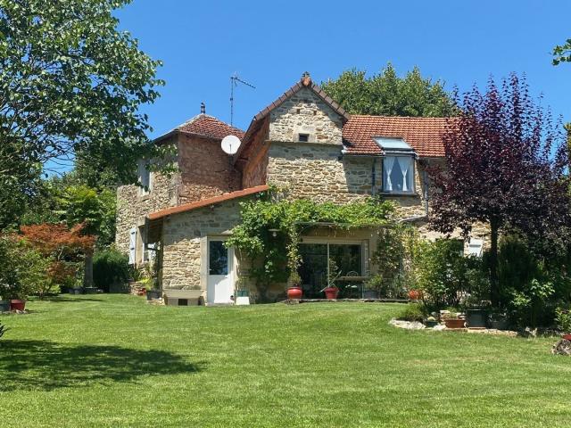 Ensemble de deux maisons en pierre rénovées Ste Croix 195m² Sainte Croix