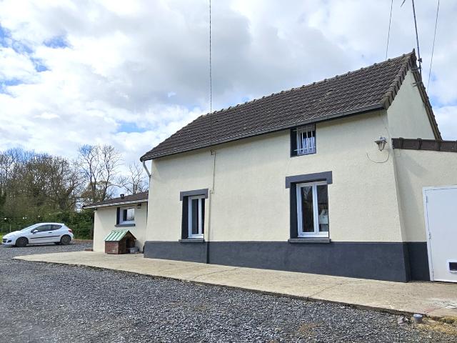 Ensemble de deux maisons Terrain de 850m2 Dépendance