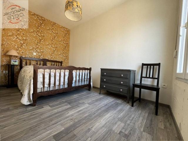 Ensemble de deux logements à proximité immédiate de la plage