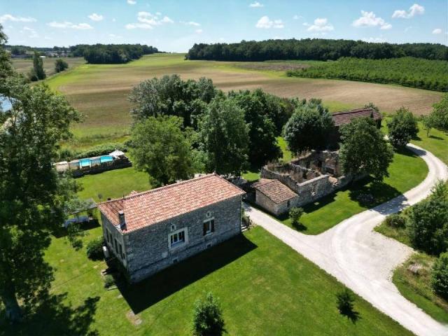 Ensemble De MAISONS 290m² Monflanquin