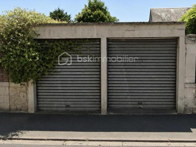 Ensemble de six garages Quartier Tonnellé