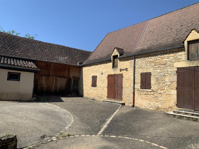 Ensemble en pierre avec potentiel 50m² La Roque Gageac