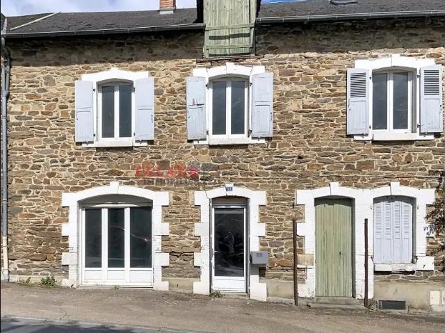 Ensemble en pierres à rénover à Uzerche 65m² Uzerche