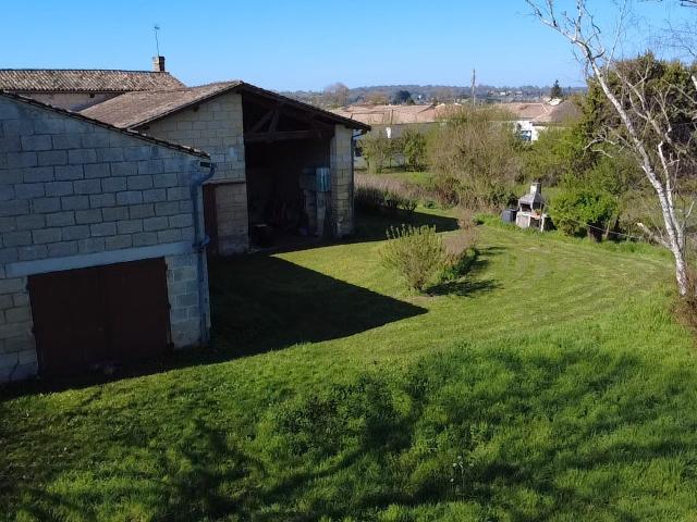 Ensemble Immo Maison 83 m² + stockage 97 m² Cadarsac 110 000€