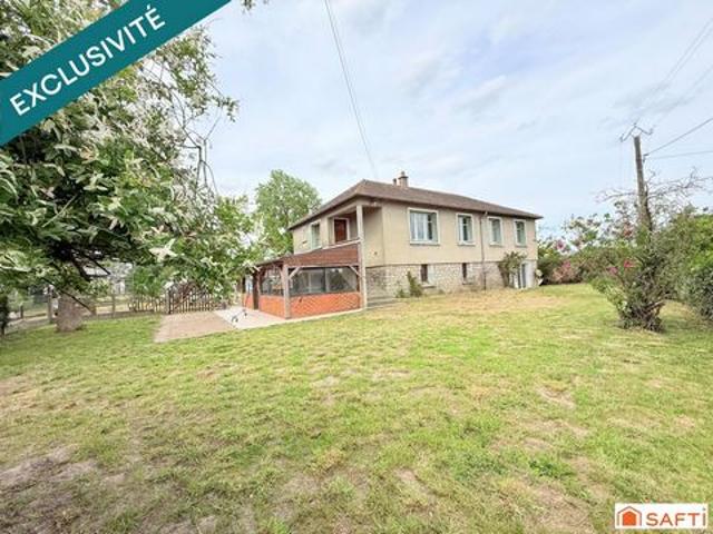 Ensemble immobilier maison et ancien corps de ferme à restaurer