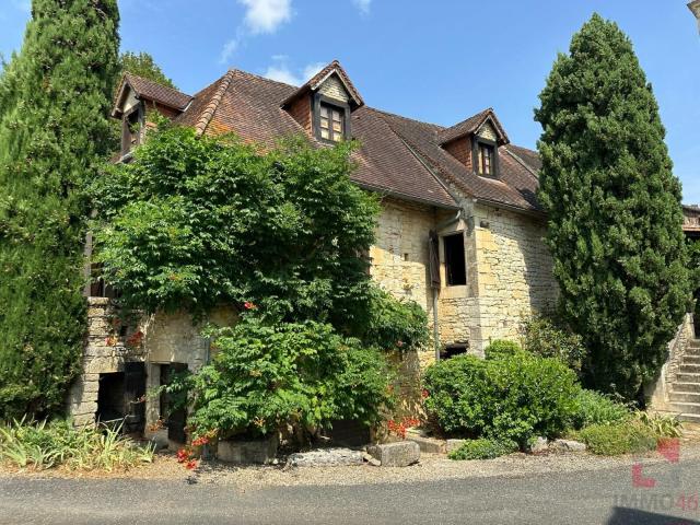 Ensemble immobilier: maison, gîte, piscine 187m² Pontcirq