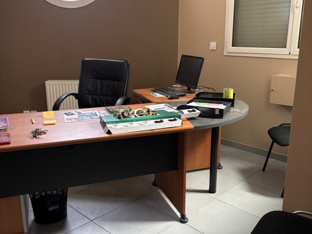 Ensemble immobilier mixte Local professionnel + Studio + Appartement T3 Bordeaux Saint Jean