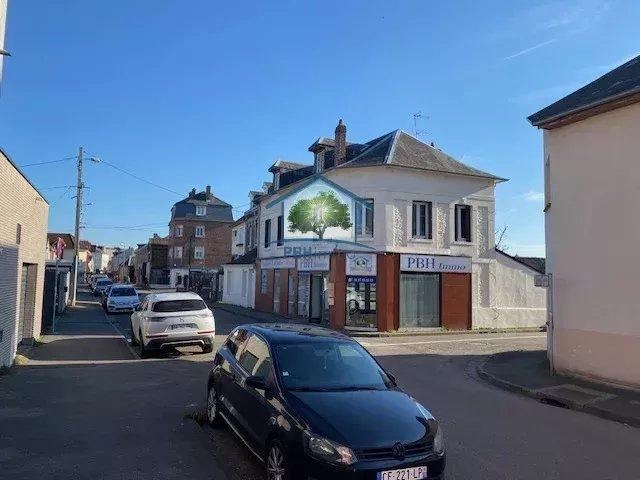 Ensemble immobilier avec 3 lots et 1 terrain constructible de 550 m2 JDP