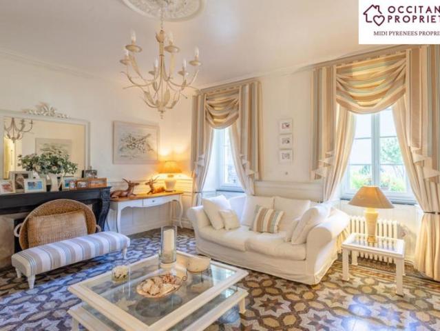 Ensemble immobilier avec fort potentiel locatif près du Cana