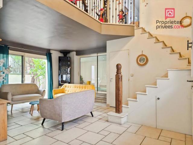 Ensemble immobilier avec maison principale + appartement indépendant Troyes, secteur Brossolett