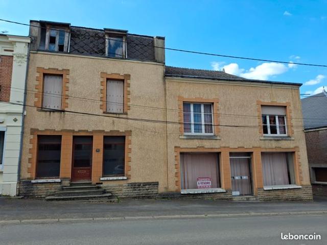 ENSEMBLE IMMOBILIER avec Terrain Nombreuses possibilités d'aménagement