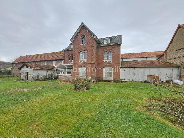 ENSEMBLE IMMOBILIER A 20 MINUTES DU TREPORT ET DE LA MER /35 MINUTES DE LA BAIE DE SOMME, MOINS DE 10 MINUTES D’UN BOURG TOUS COMMERCES, DE L’AUTOROUTE A28 ET ENVIRON 2H30 DE PARIS