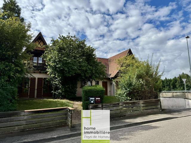 Ensemble immobilier à MITTELHAUSBERGEN Opportunité d'investissement !