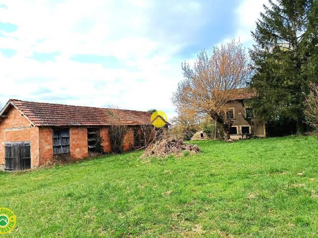 ENSEMBLE IMMOBILIER A RENOVER