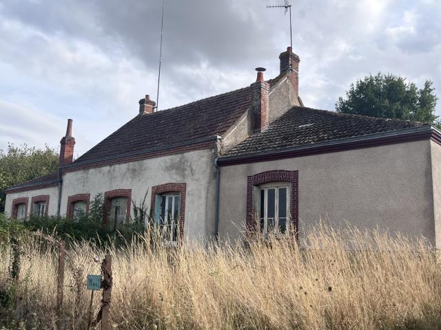 Ensemble immobilier à rénover de 74m2