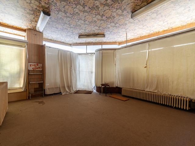 Ensemble immobilier à rénover en plein coeur d'Issoudun 36100
