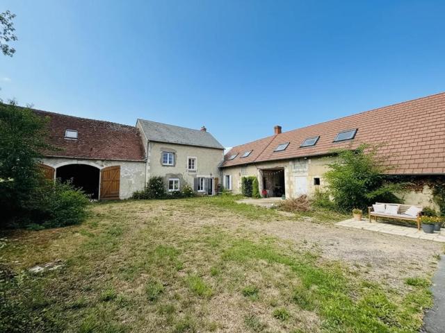 Ensemble immobilier à vendre, avec gros potentiel, à Couargues