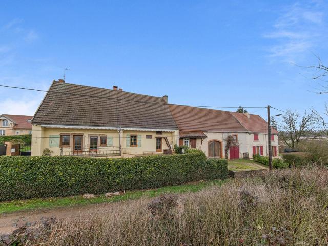 Maison 166 m² + appartement indépendant sur 4000 m² fort pot. 166m² Molinot