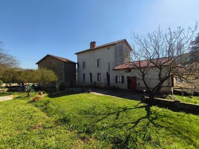 Ensemble immobilier composé de 3 logements
