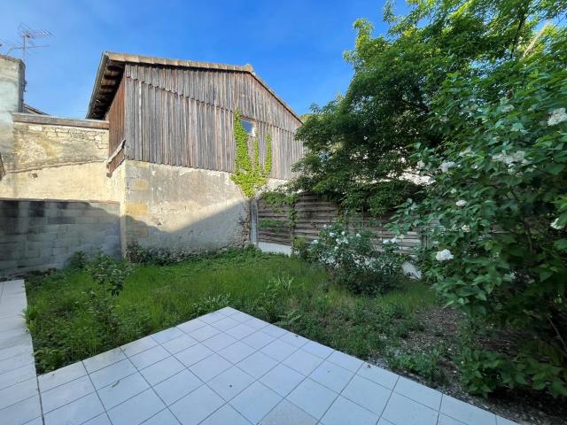 Ensemble immobilier composé de 3 logements en plein cœur de La B