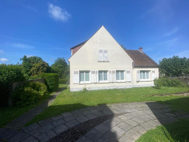 Ensemble immobilier composée de deux maisons à ABBEVILLE, Quartier Saint Gilles, 122m2 et 30m2