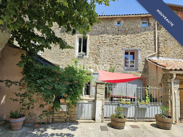 Ensemble immobilier de caractère – Fort potentiel locatif