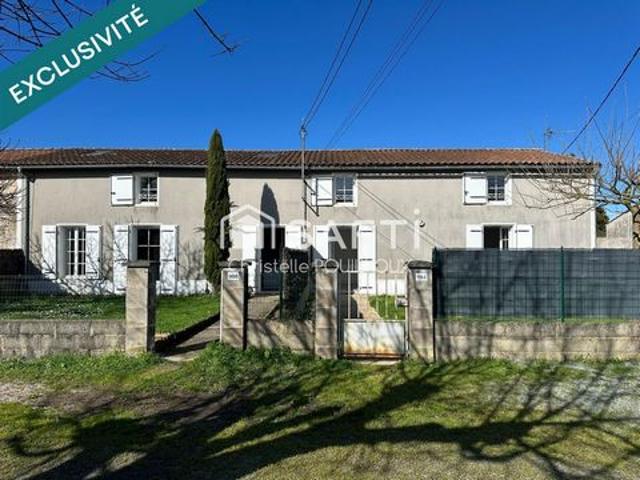 Ensemble immobilier de deux maisons ou grande maison familiale