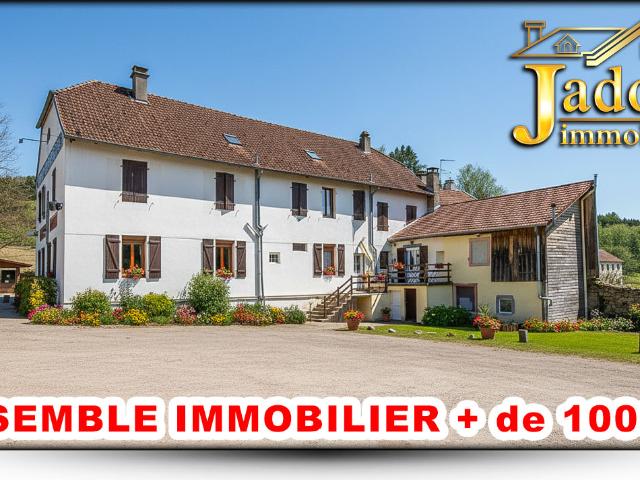 ENSEMBLE IMMOBILIER DE PLUS DE 1000 M2 !