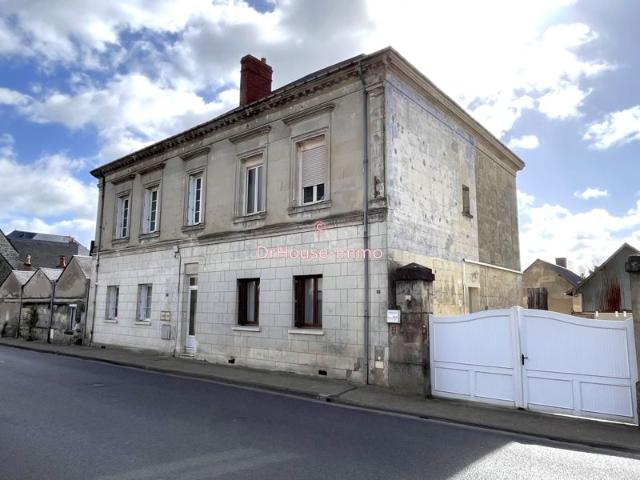 Ensemble immobilier de trois appartements: T2, T3 et T5 duplex