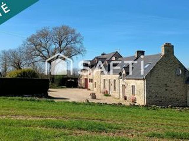 ENSEMBLE IMMOBILIER DE 265 M2 COMPOSE D'UNE MAISON D'HABITATION ET DE DEUX GÎTES