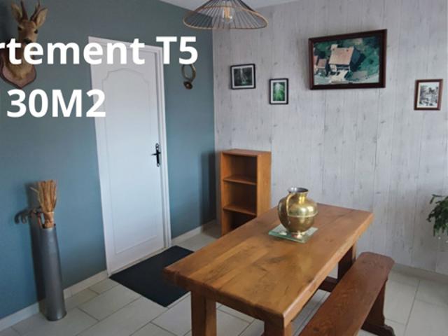 Ensemble immobilier de 2 appartements 130+85 m2 env. Bavans