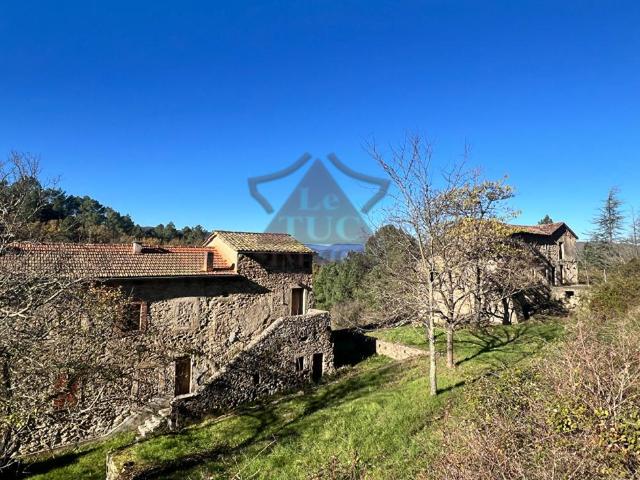 ENSEMBLE IMMOBILIER DE 2 MAS